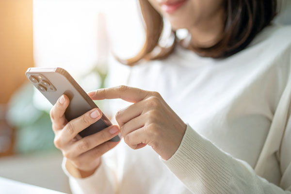 ディズニーチケットを「買取りサイト」で手に入れる